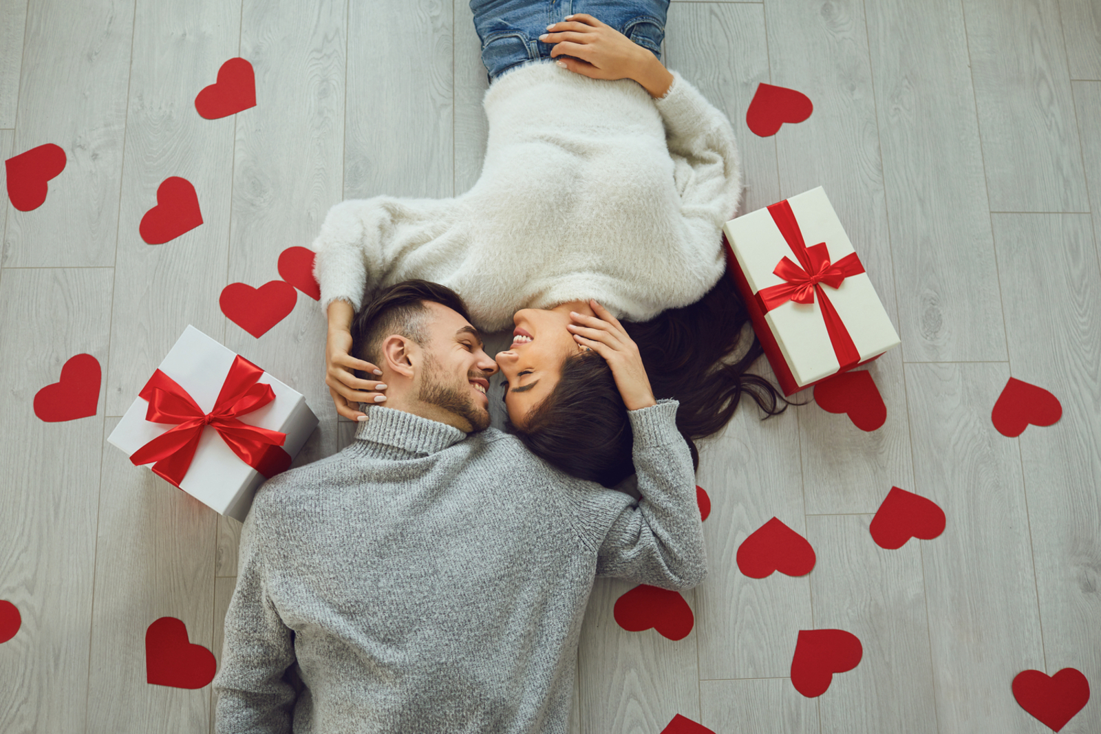 10 Valentine&#8217;s Gift Ideas for Him and Her